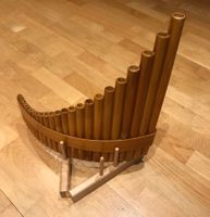 Instrumentenständer für Panflöte(n)