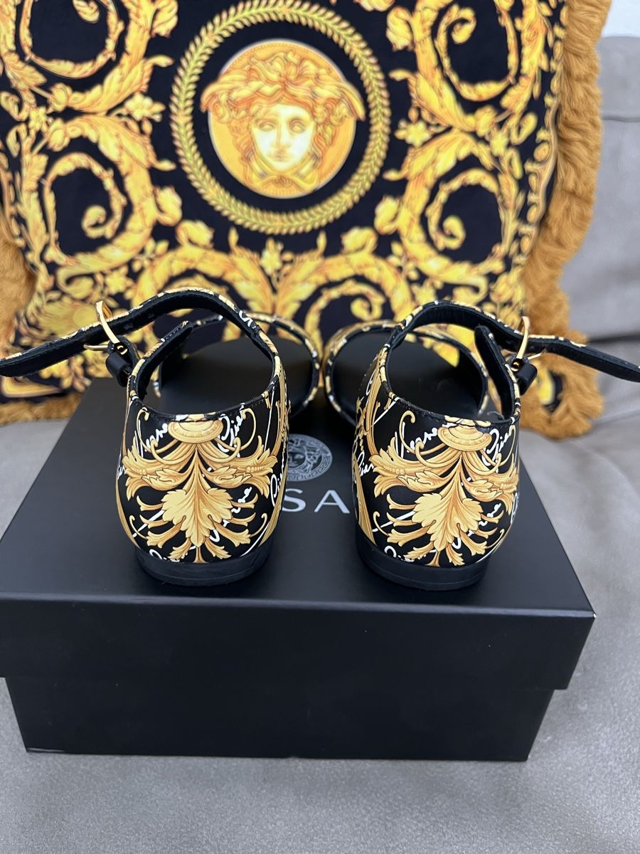 Versace Schuhe für Jungen: Versace Sandale Kinderschuhe Gr. 24 – Neu und originalverpackt aus Oberengstringen von Baby_Fashion 1