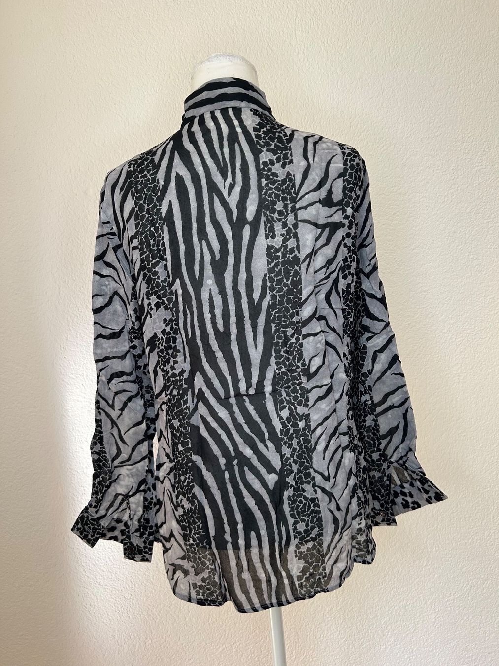 C&A Blusen: Vintage C&A Bluse – Gebraucht aus St. Gallen von look-twice 2