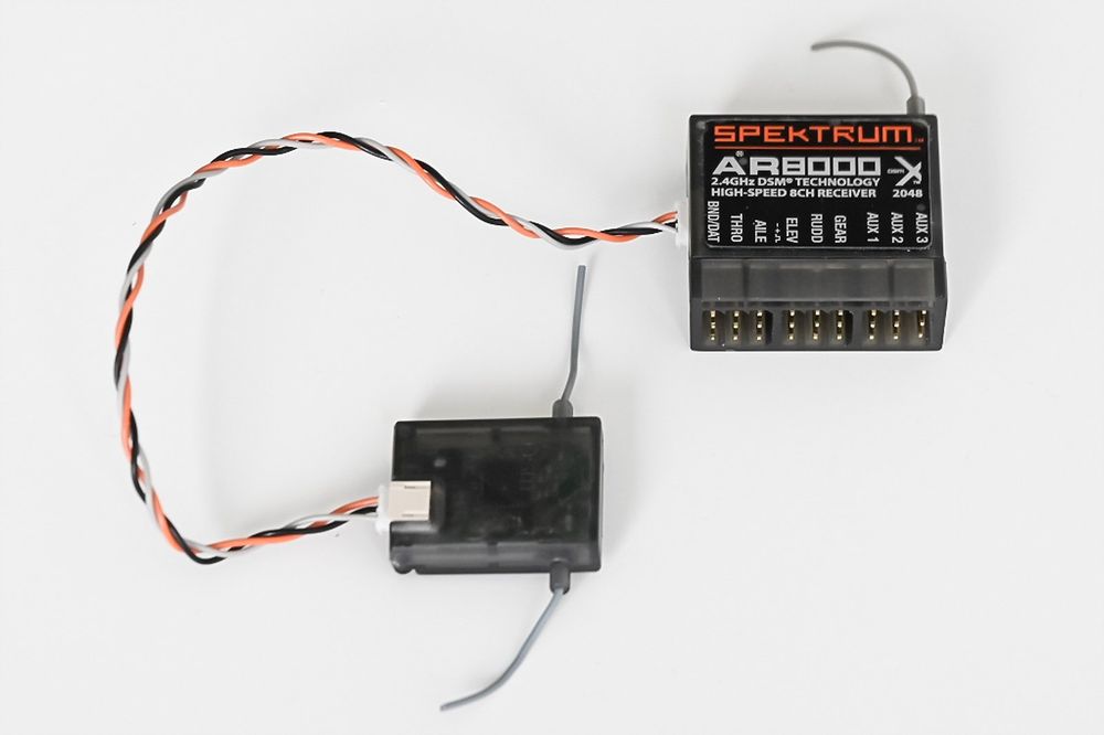 Spektrum AR8000 DSMX 8Kanal Empfänger (Gebraucht) in Aarburg für CHF