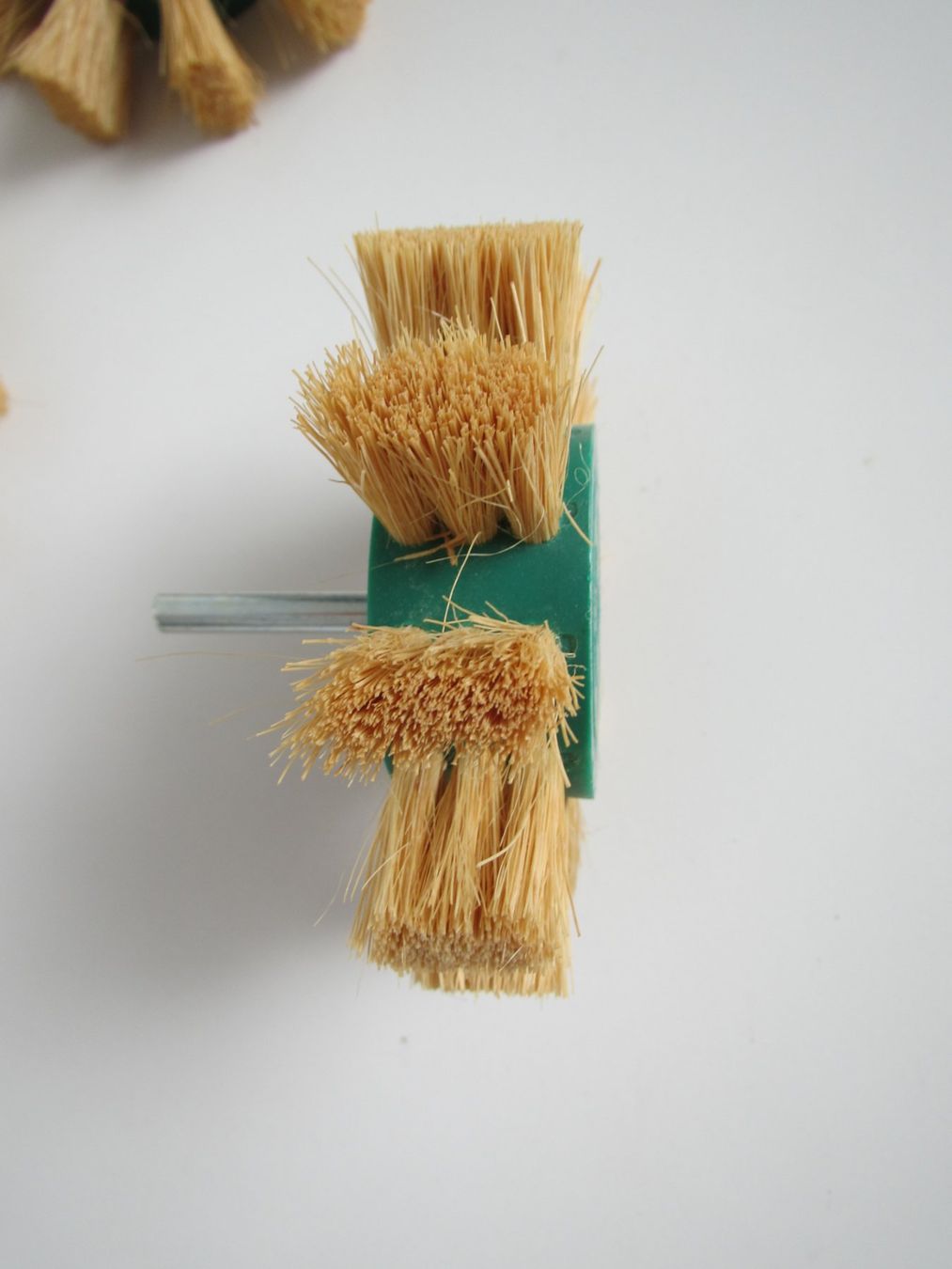 Tutti gli attrezzi: 4 OSBORN FIBER BÜRSTEN 100 MM – Nuovo (secondo la descrizione) da Zumikon venduto da Gung 1