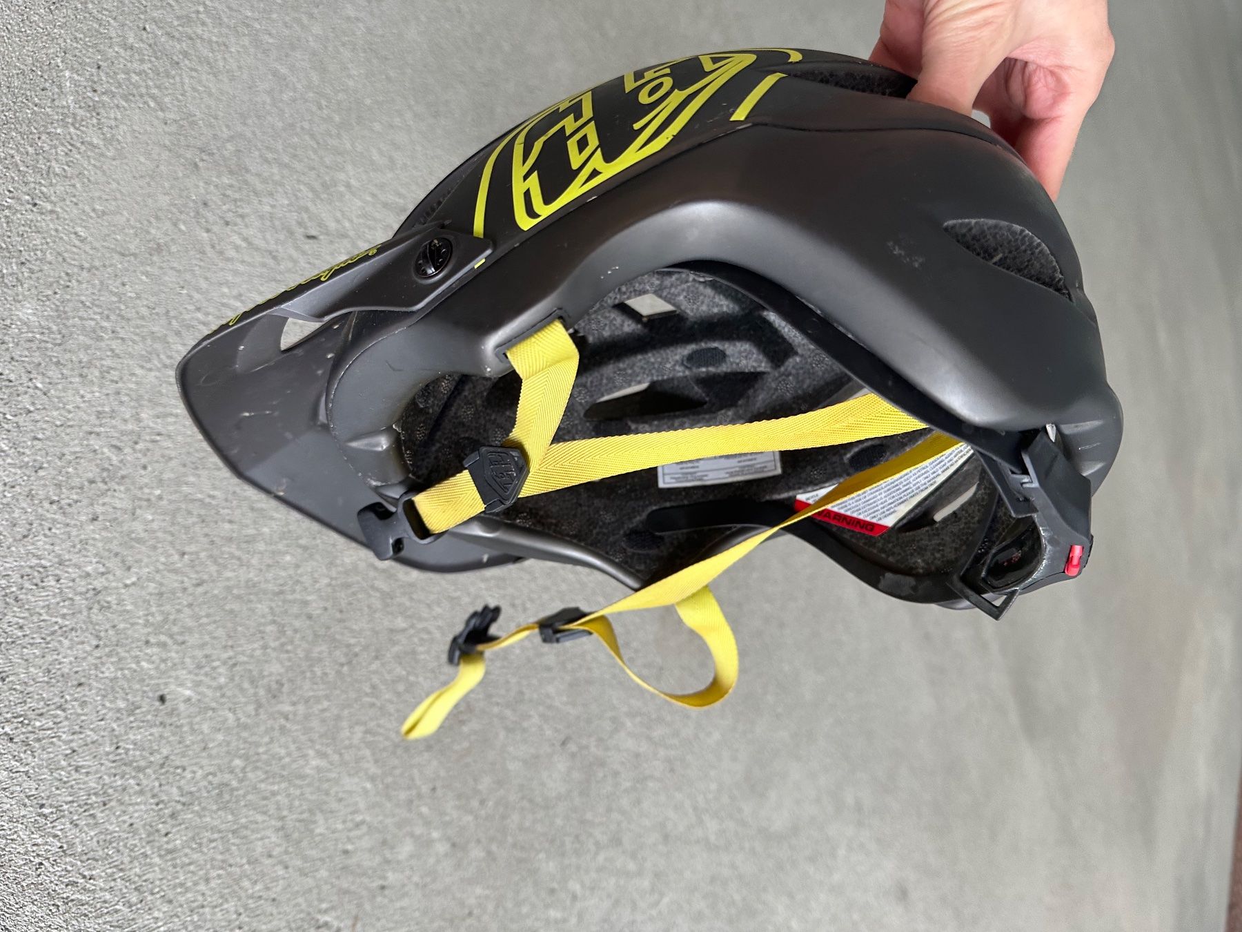 Troy Lee Caschi: Troy Lee Design bike helmet – Usato da Dallenwil venduto da ZD2019 8