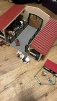 Grosser Schleich Pferdestall