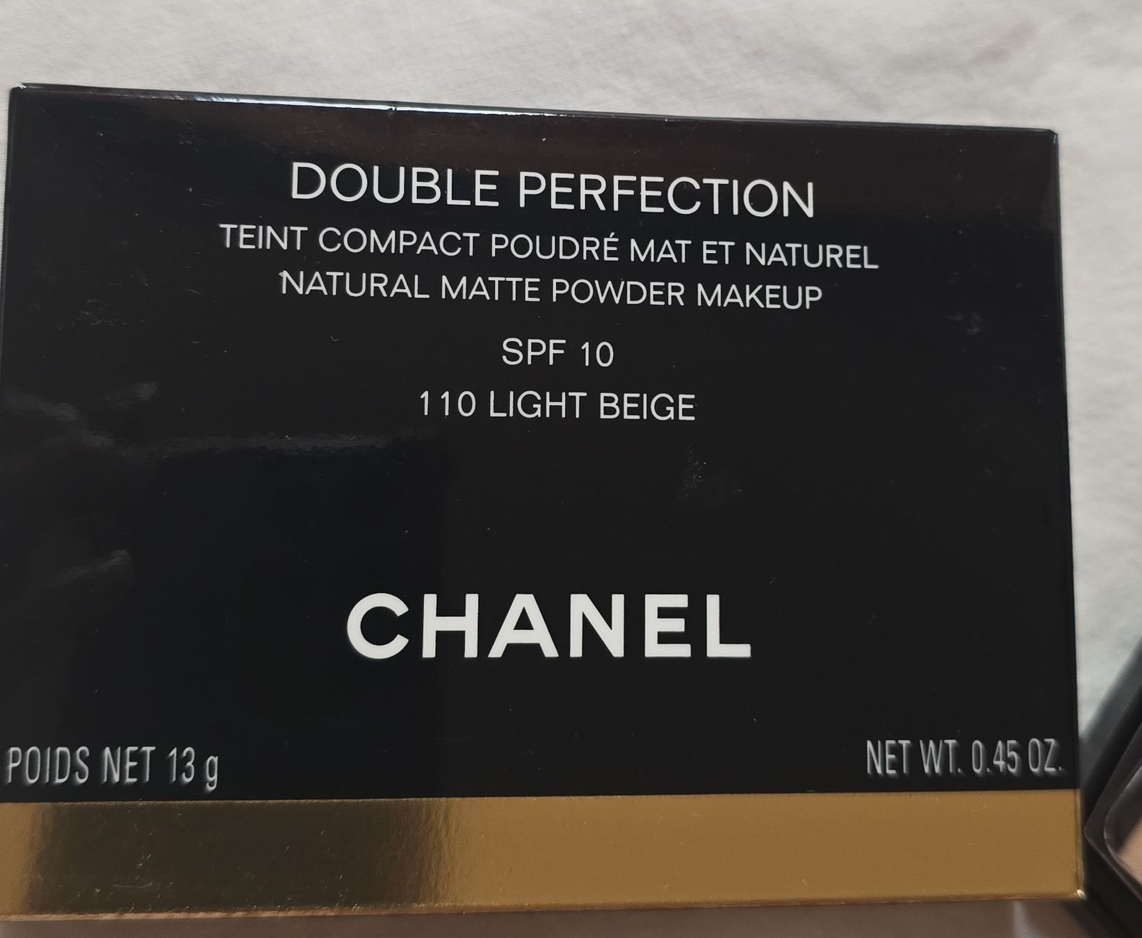 Chanel Make-up: CHANEL Double Perfection Teint Compact Poudre 110 Light Beig – Nuovo e nell'imballaggio originale da Martigny venduto da zin_y9tt