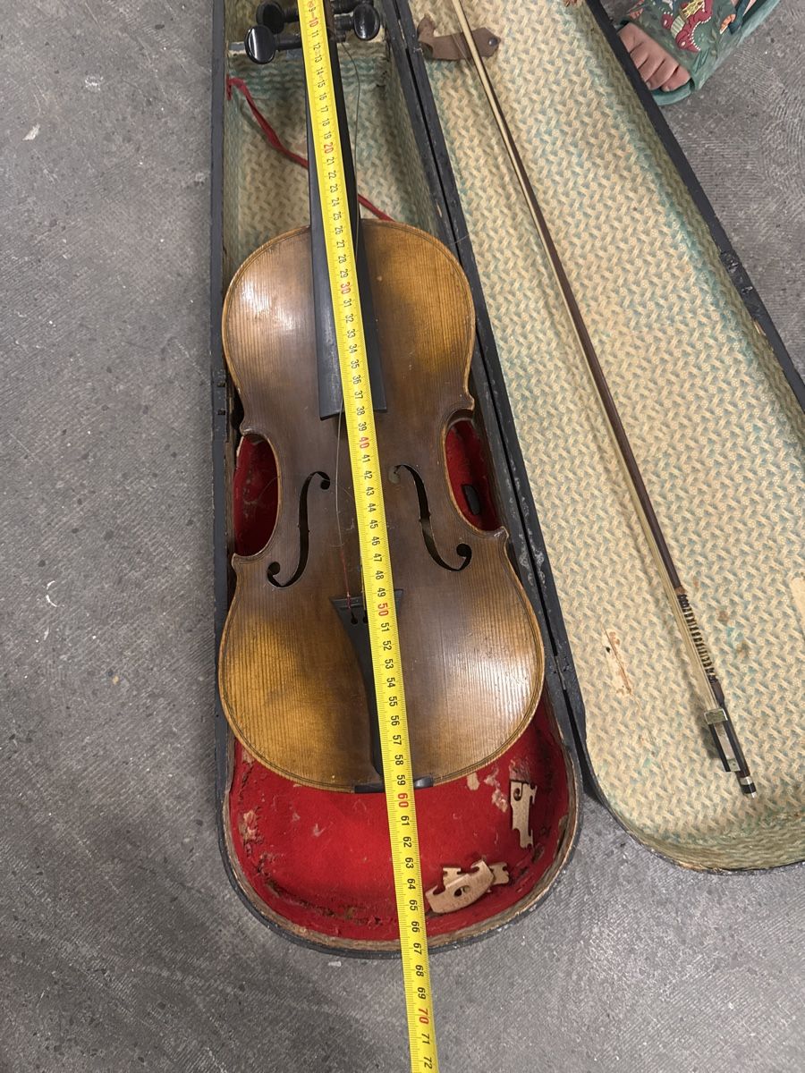 Strumenti musicali: Antike violine mit bogen  – Usato da Strengelbach venduto da HeidiHeidi09 2