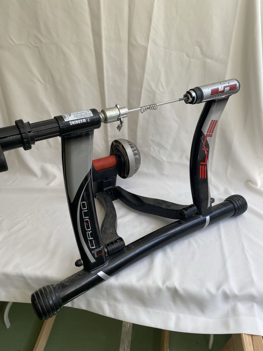 Hometrainer: Elite Crono Fluid 2 Bike Velo Trainer – Usato da Prangins venduto da melodeonman 1