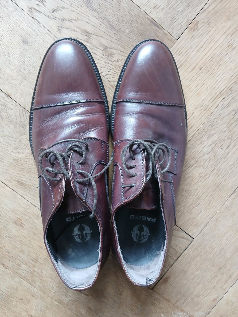 Scarpe da uomo: Herren Leder Shuhe Gr. 42 – Usato da Basel venduto da Bingelito 2