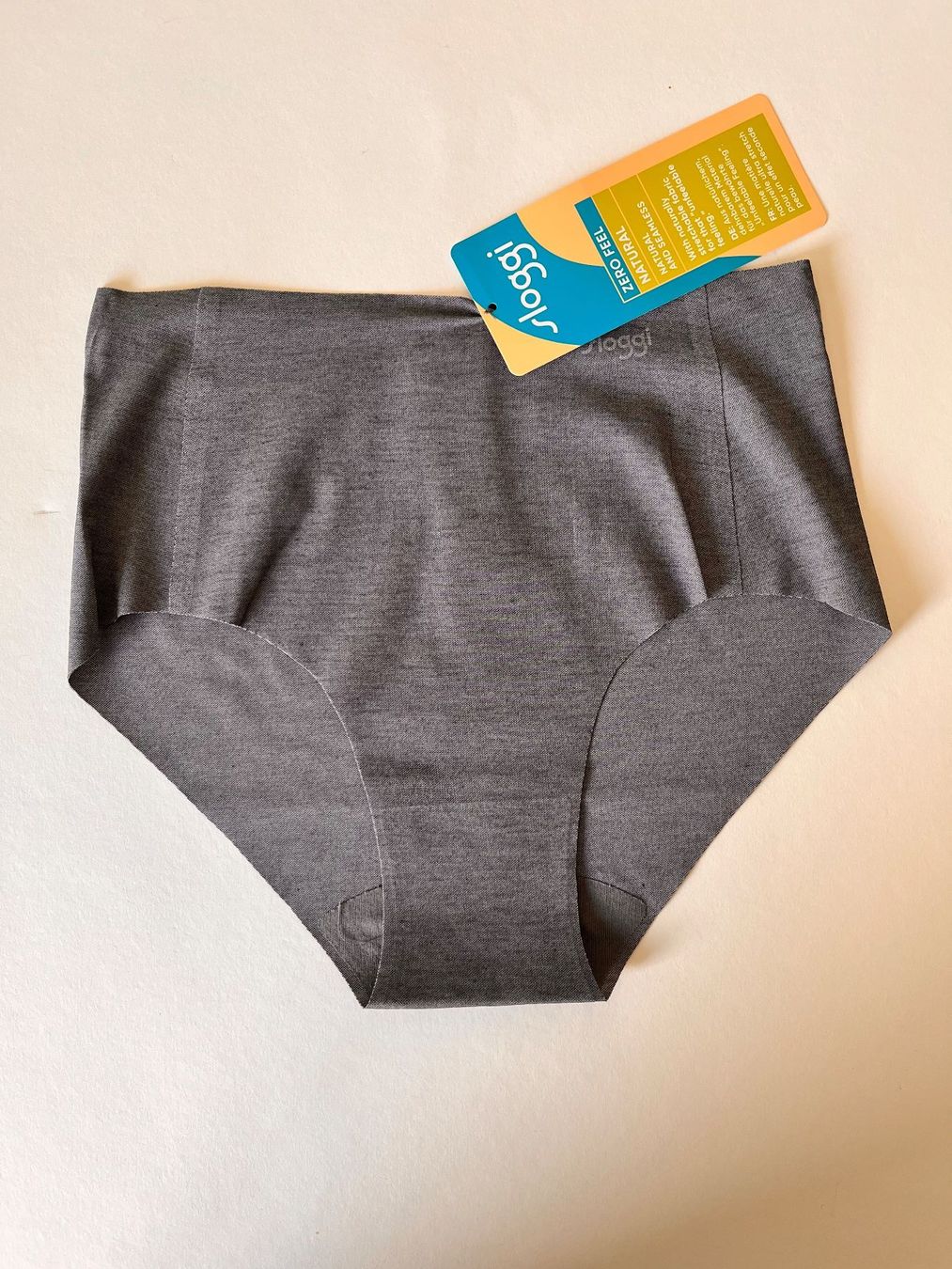 Sloggi Sonstige Unterwäsche: SLOGGI, Zero Feel Natural Midi, Grösse XS, Farbe Grau – Neu und originalverpackt aus Rudolfstetten von gst_g7xl