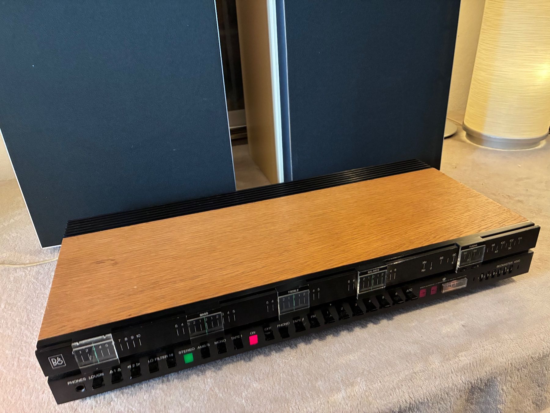 Bang & Olufsen Amplificatori: B&O Beomaster 4000 sinto-amplifier , year 1974 – Usato da Zürich venduto da HiFiAtelier 1