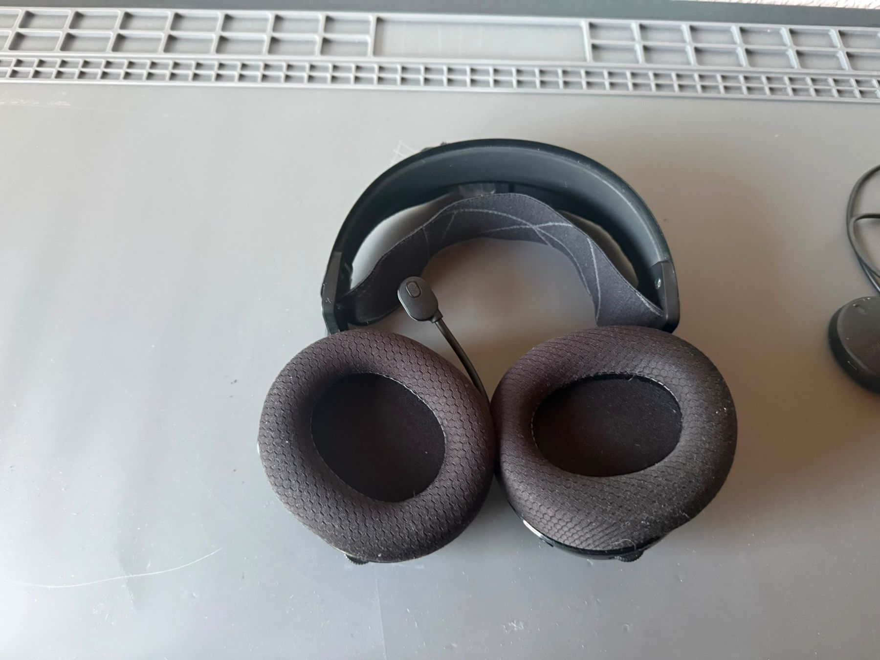 Cuffie: SteelSeries Arctis 7 Wireless Gaming Kopfhoerer – Nuovo (secondo la descrizione) da Zunzgen venduto da nordstern_handel 1