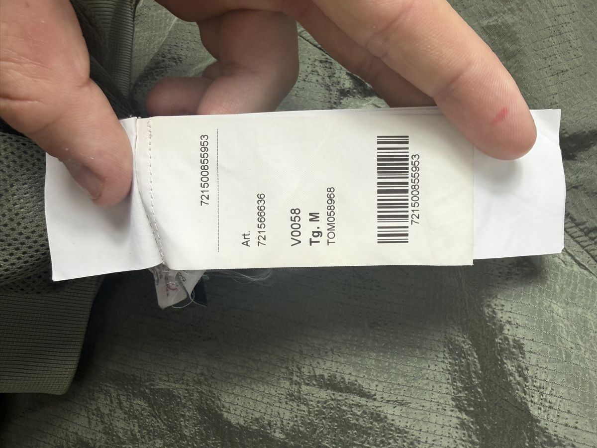Stone Island Maglioni & Felpe: Sweat Nylon Ripstop Stone Island Patch Poitrine Vert - M – Nuovo (secondo la descrizione) da Hauterive NE venduto da Leo_o 8