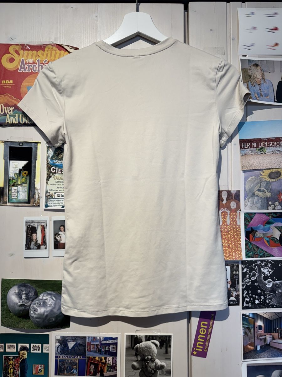 H&M T-shirt: T-shirt – Nuovo (secondo la descrizione) da Turgi venduto da eiiinalem 2