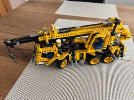 LEGO Technic 8431 Pneumatic Crane Truck / Kranwagen