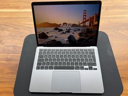 Apple Mac Book Air M1 2021