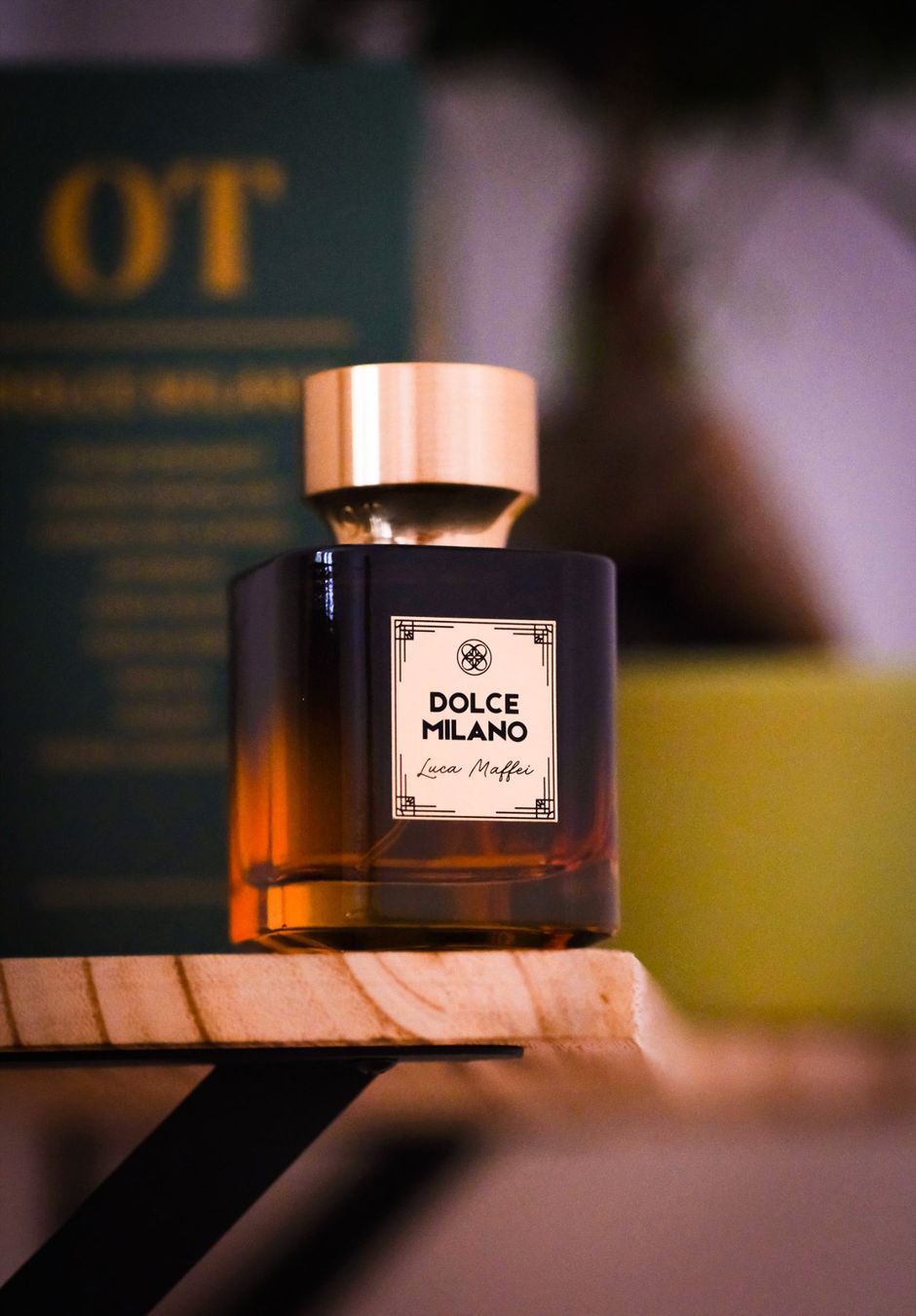 Parfum & Eau de Toilette: Dolce Milano, Olfactive Traveller (decants / Abfüllung) – Gebraucht aus Neuchâtel von switzer_scent 1