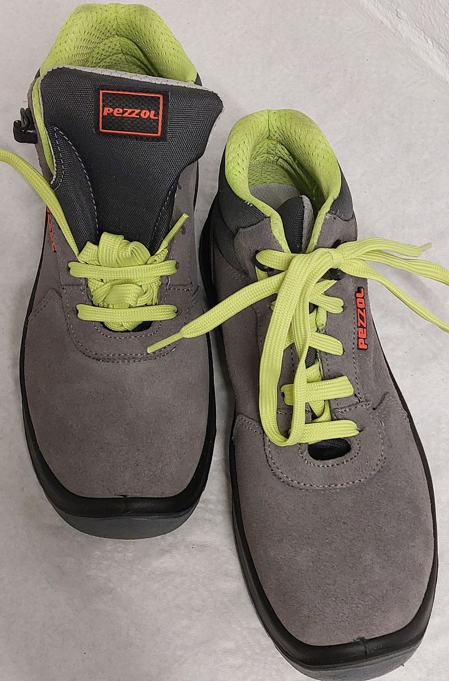 Scarpe da uomo: Sicherheits Schuhe Grösse 45 – Nuovo (secondo la descrizione) da Niederuzwil venduto da MP-plasch 1