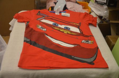 TAILLE 116 -  T-SHIRT NEU