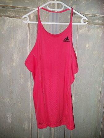 .Adidas - climalite Training Top 38-40