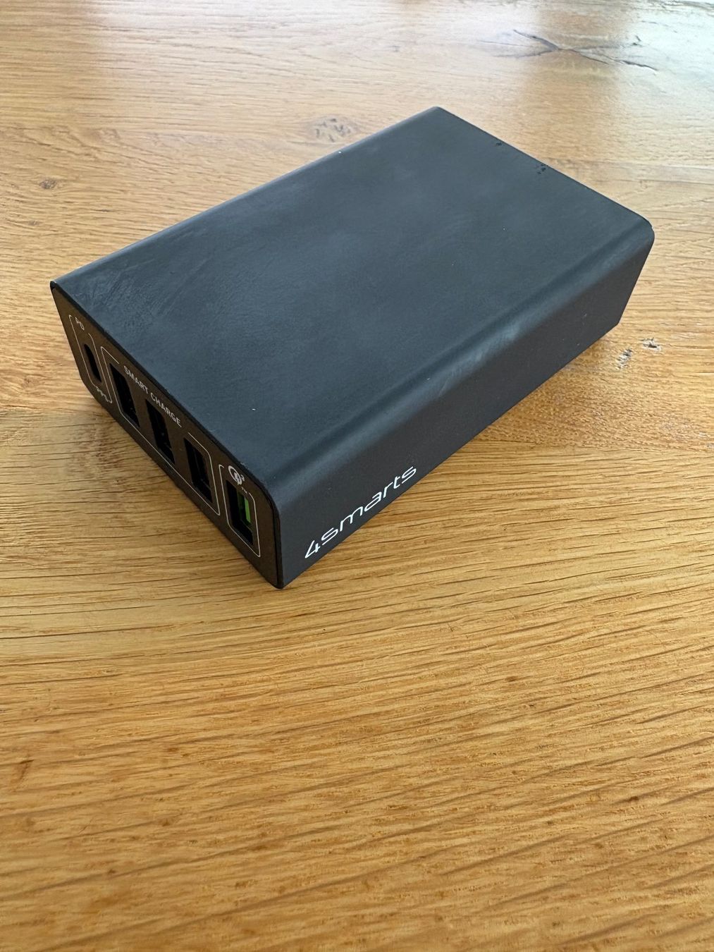 4smarts Ladegeräte: USB-Ladegerät 4smarts – Gebraucht aus Männedorf von Jadawana