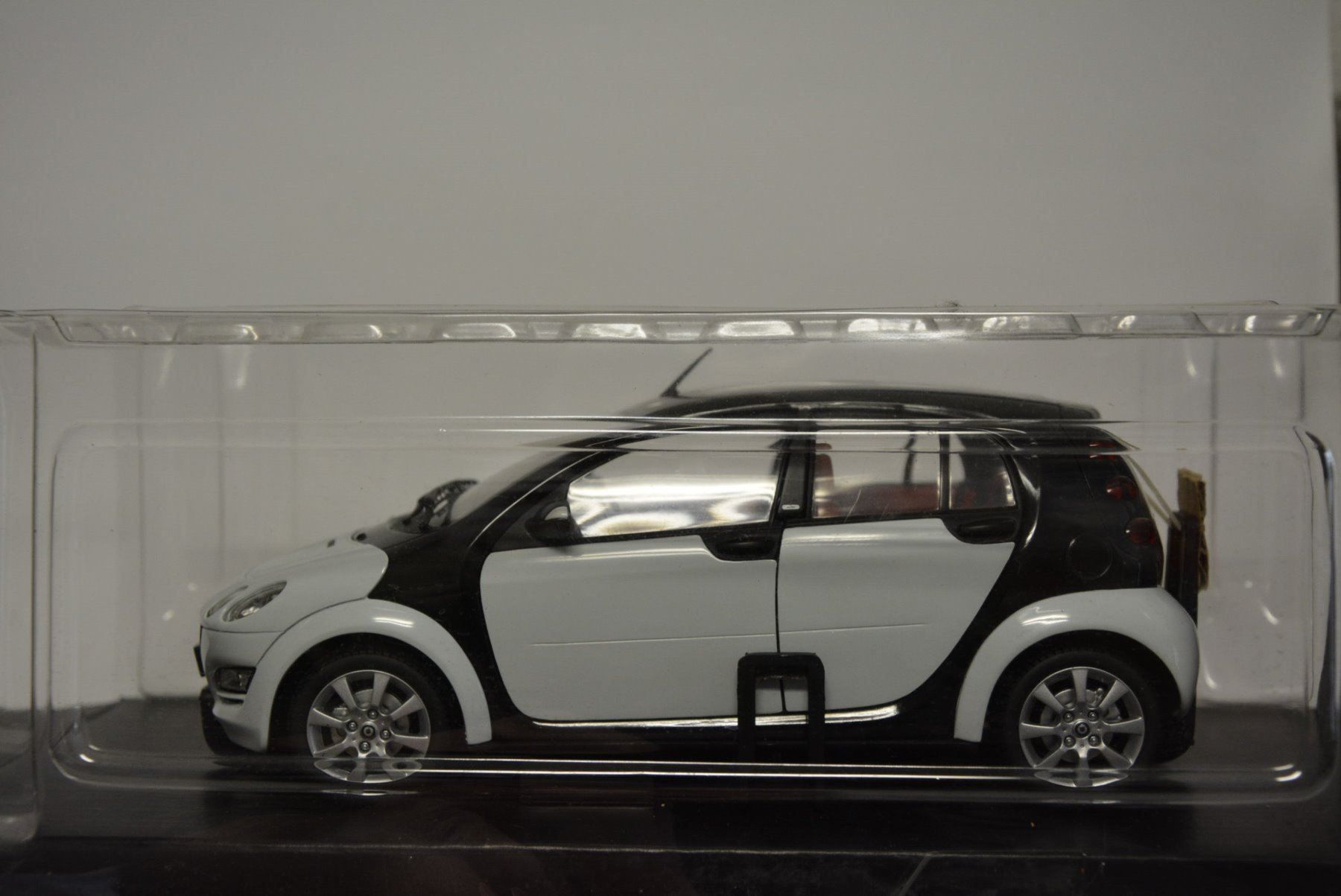 Smart Modellautos: Smart Forfour W 454  2004 ,  Kyosho , 1:18 – Neu und originalverpackt aus Goldach von Feivel9 2