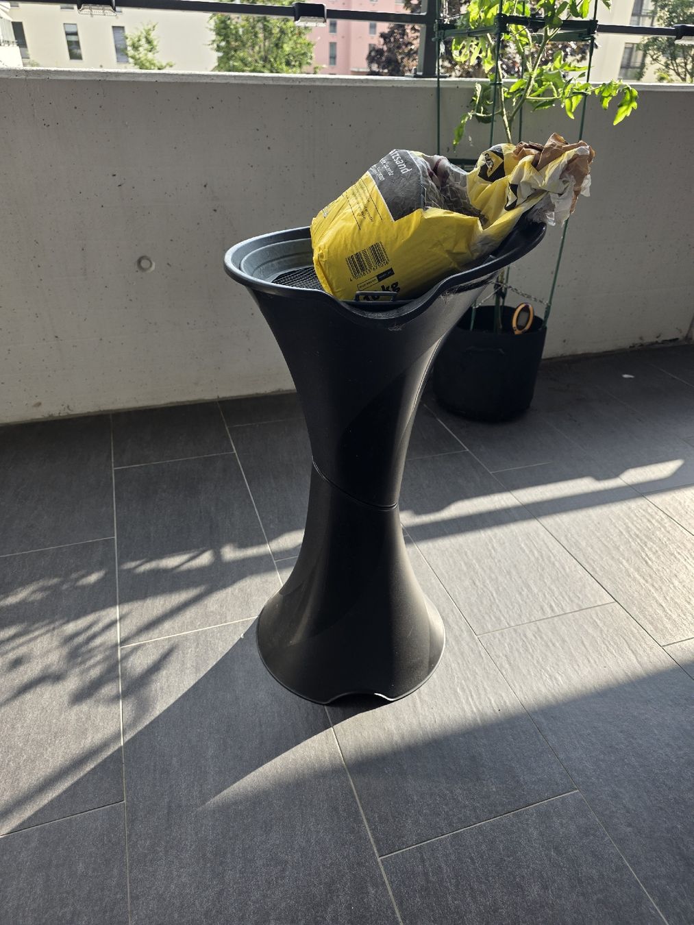 Cendriers: Aschenbecher Steh plastik – Neuf (Voir description) à Oftringen par tol_fsc8 2