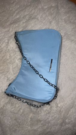 Babyblaue Tasche