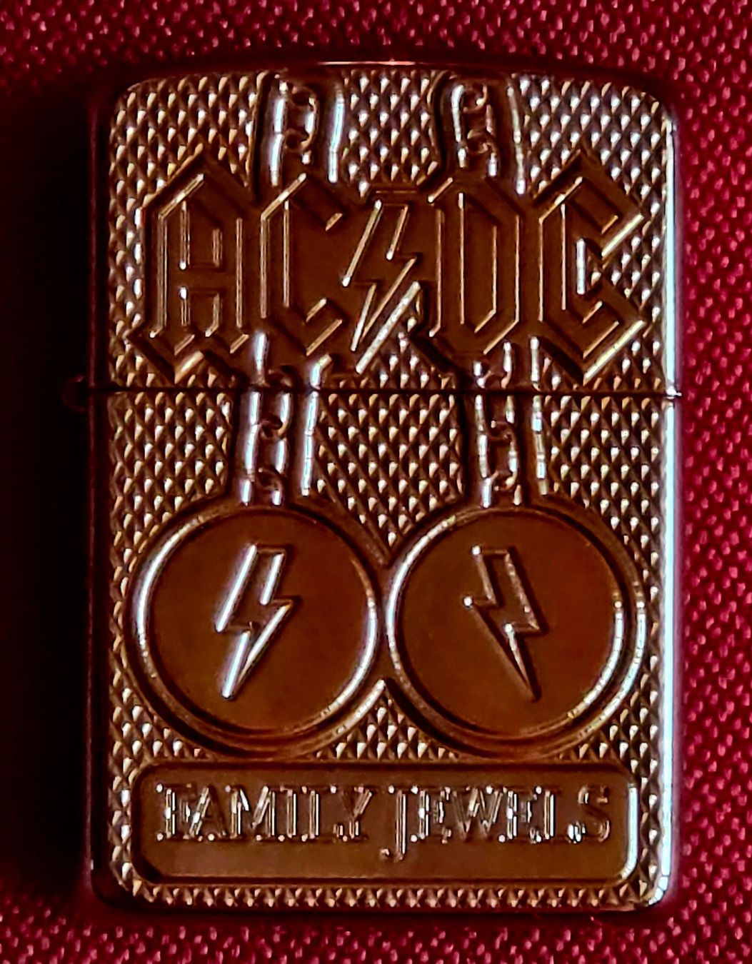 Zippo Feuerzeuge: Zippo AC/DC limited edition, new. – Gebraucht aus Villeret von yan_vgv2 4