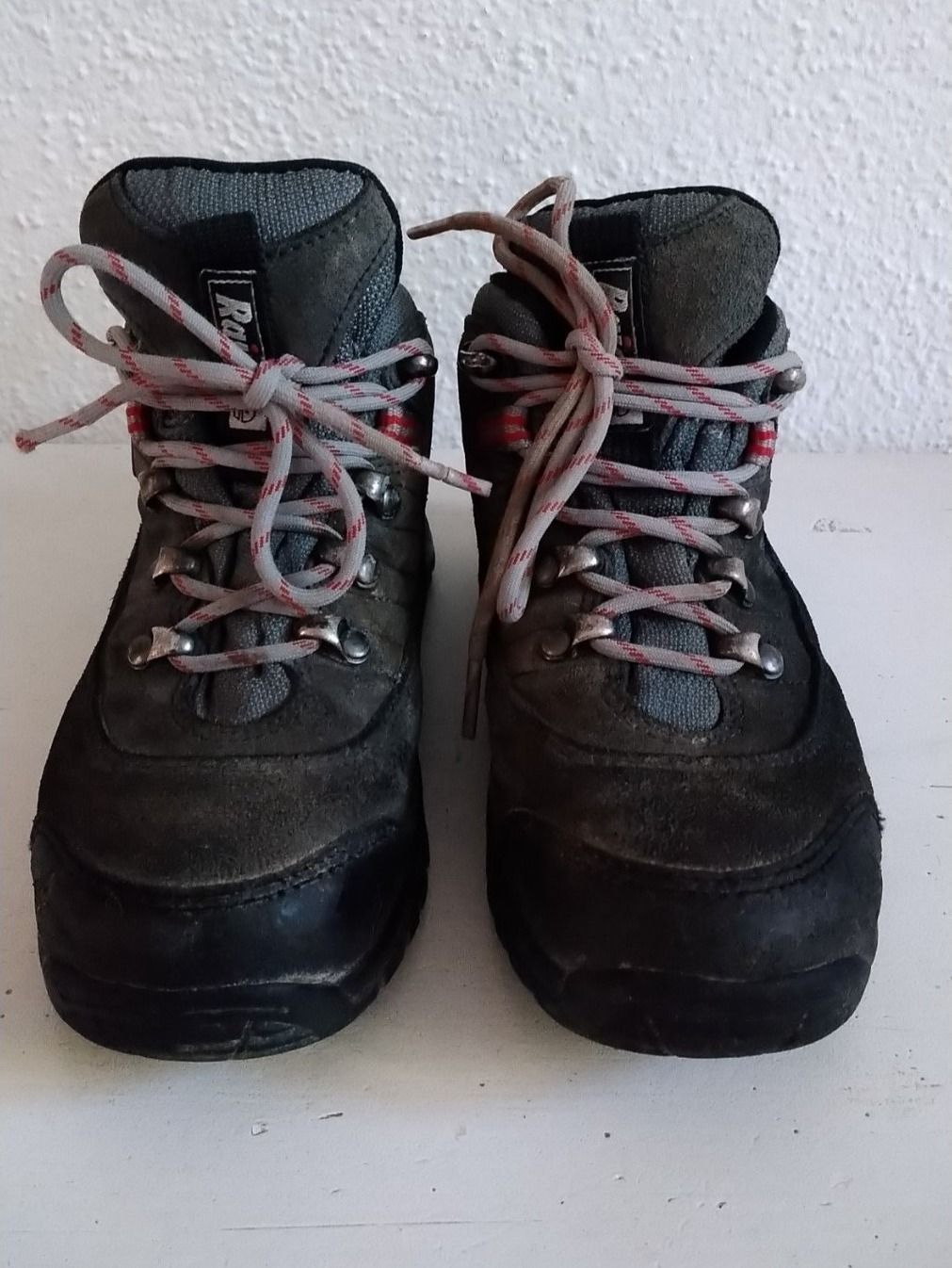 Raichle Scarpe per ragazzi: Wanderschuhe Raichle Größe 31 Kinder – Usato da Richterswil venduto da C011