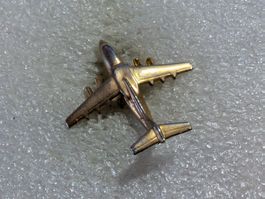 Ansteckpin 135: Flugzeug