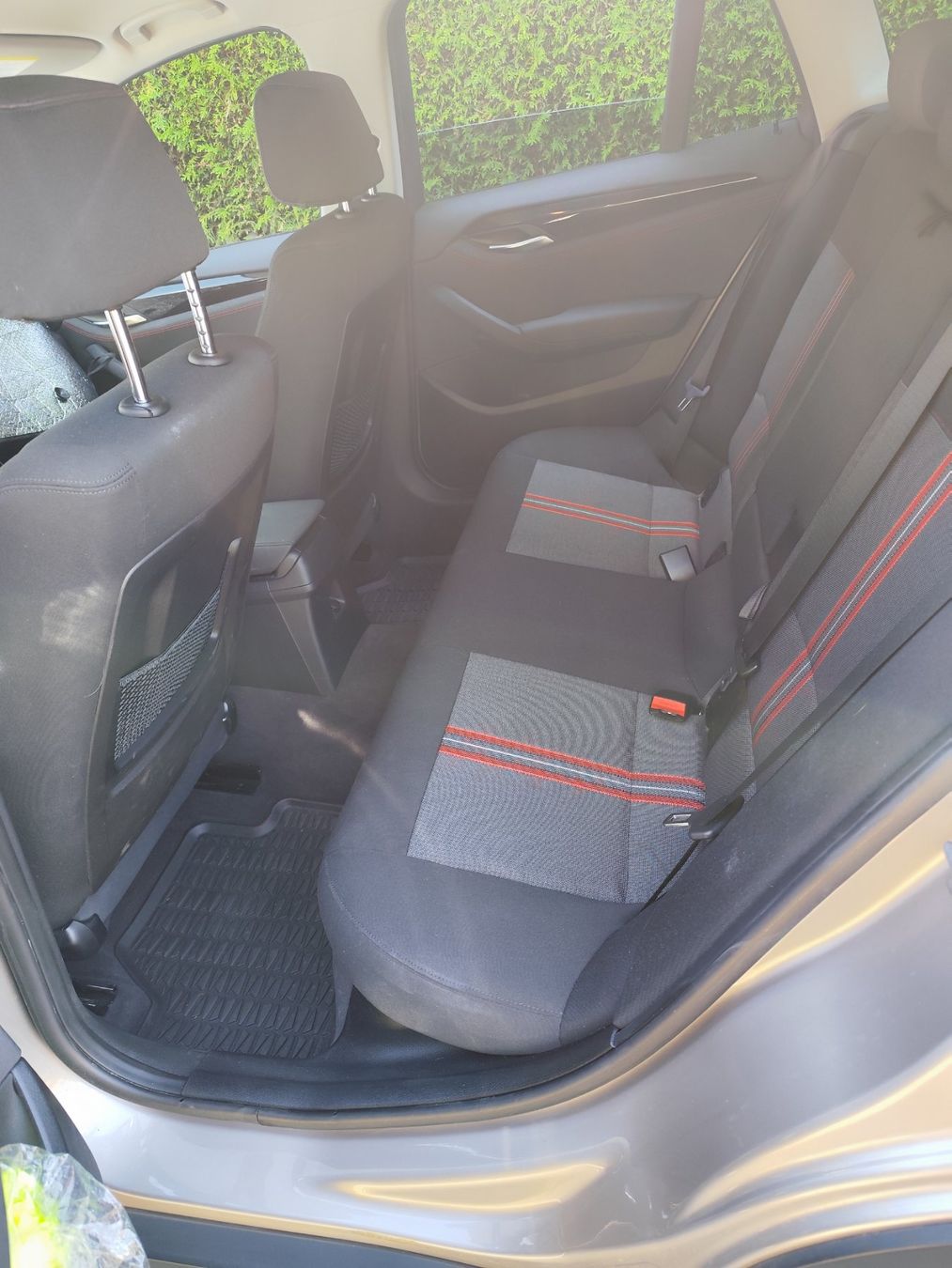BMW Automobili: BMW x1 xDrive18d – Usato da Zürich venduto da mat_zld9 5
