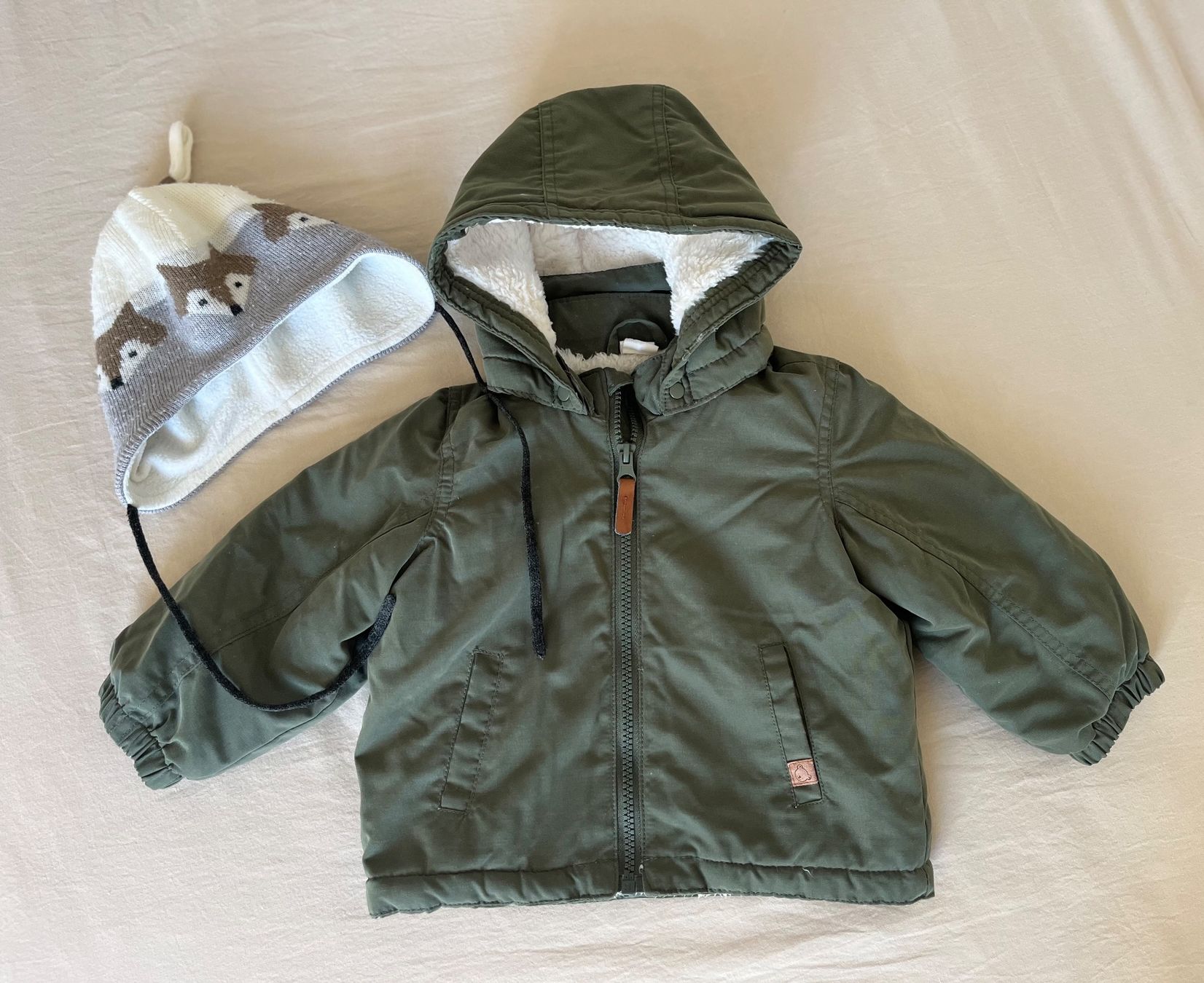 H&M Vestes & Manteaux: Kinder Herbst/Winterjacke, Gr. 80 – D'occasion à Münchwilen TG par Selina3498