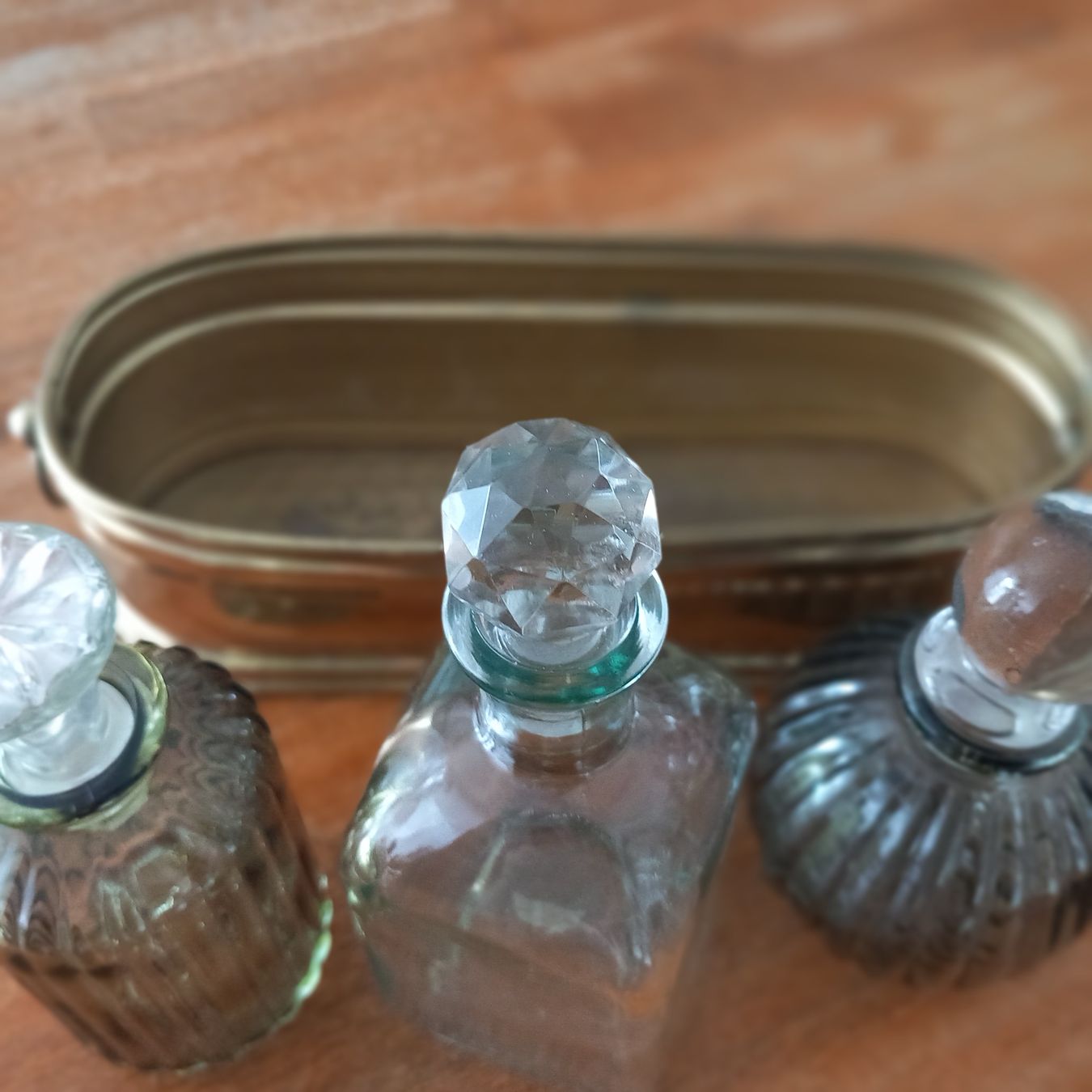 Bottiglie: Drei Flacons mit Schale – Usato da Aegerten venduto da gismolini 6