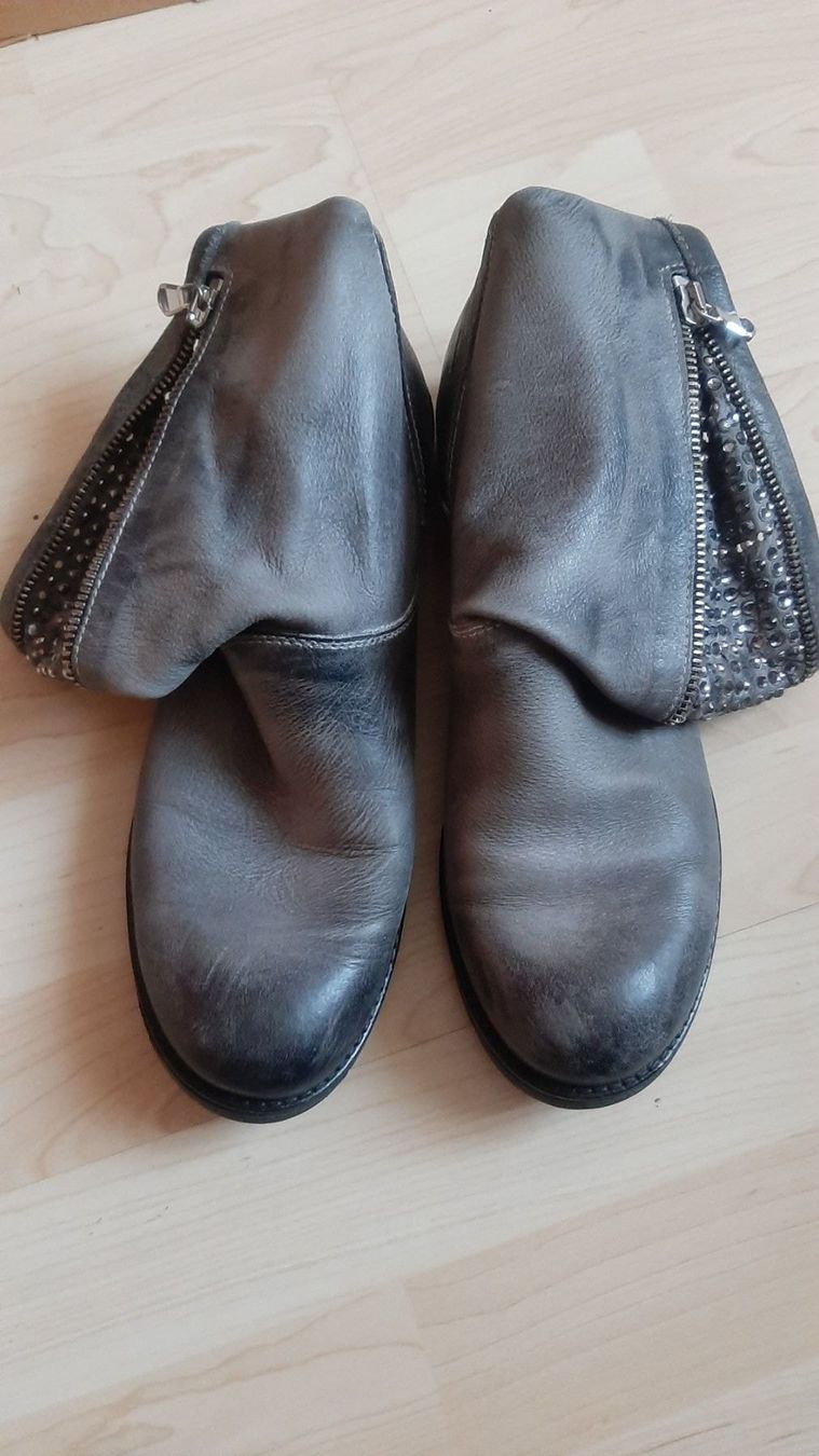 Scarpe da donna: K..81) Stiefel Stiefeletten Gr. 40 – Usato da Wil SG venduto da AmandaCreations 1