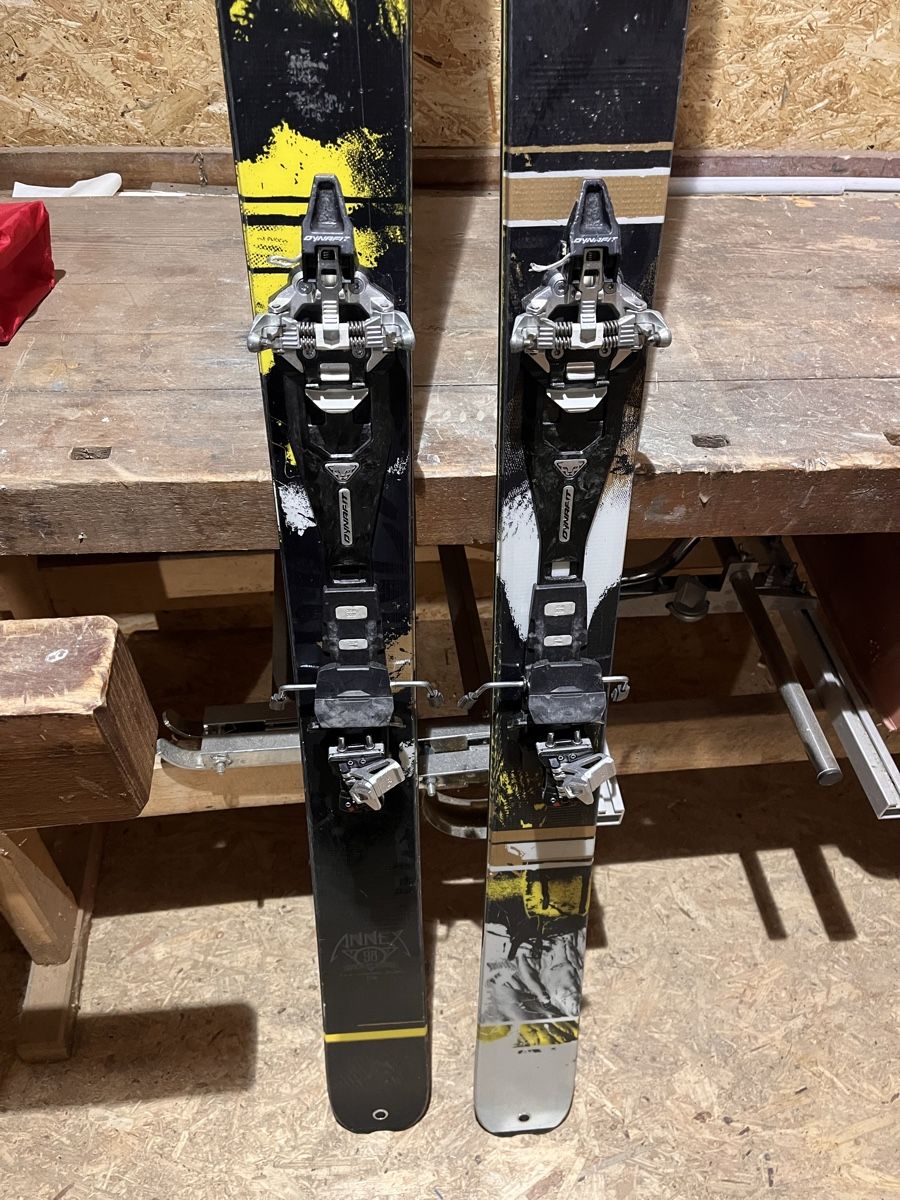 K2 Skis: K2 Annex Tourenski mit Dynafitbindung und Fellen – Gebraucht aus Bennwil von Mseko 8