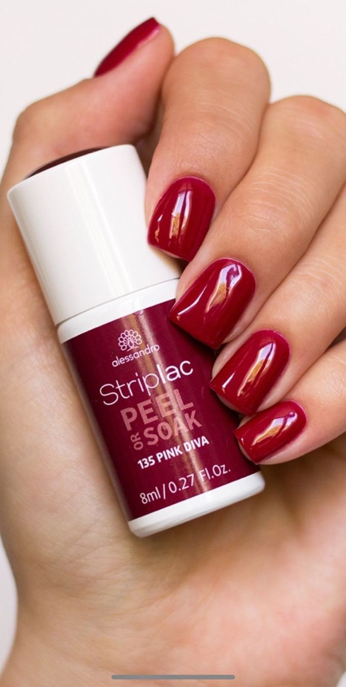 Smalto per unghie: Striplac Alessandro 8 ml  NP 25,90 – Nuovo e nell'imballaggio originale da Pully venduto da Natala
