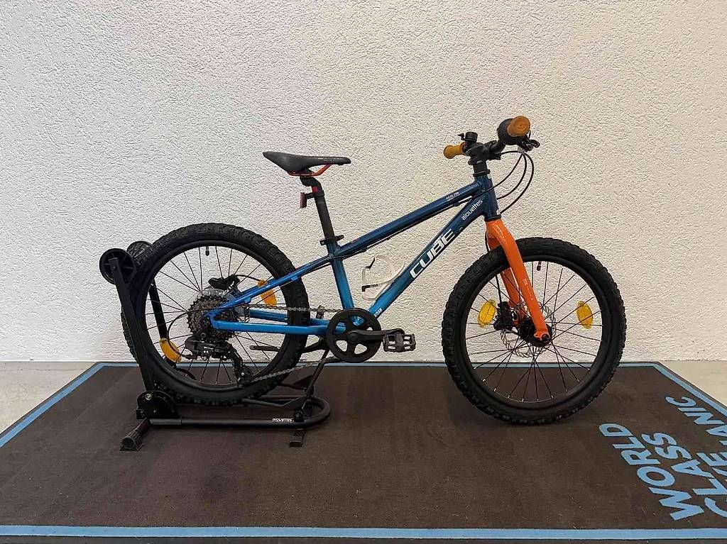 Vélos: Cube Acid 20 pouces Occasion – D'occasion à Bévilard par Palouette