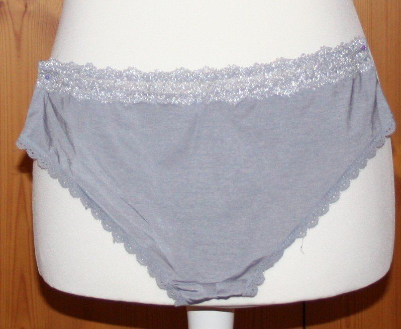 Altra biancheria intima: Hose grau Gr. L (44) – Usato da Flüelen venduto da Diversicum-Textil 1