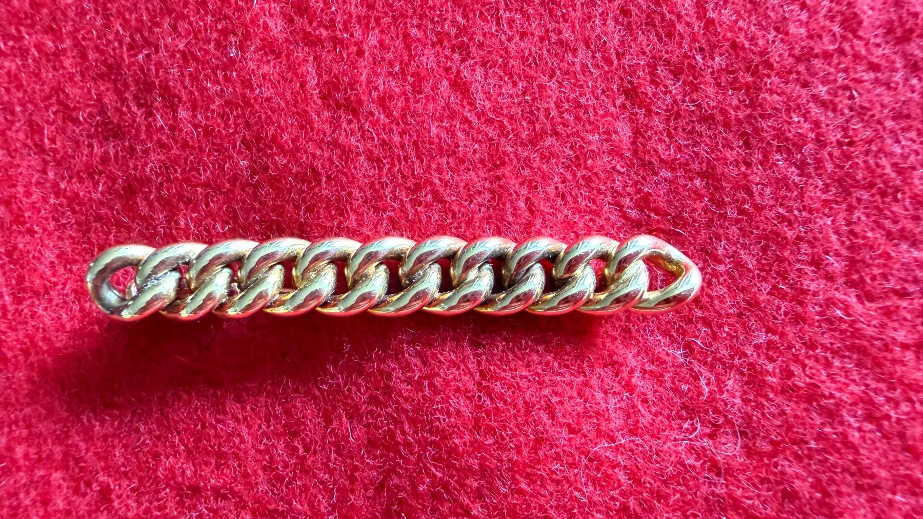 Broches & Aiguilles: Brosche, Panzer-Muster, 750er Gold, Vintage – D'occasion à Zürich par leo0105