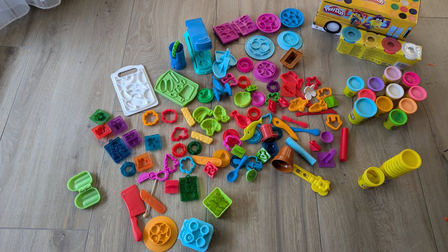 Play-Doh Materiale per modellare: Grosses Play-Doh Knetset – Nuovo (secondo la descrizione) da Staufen venduto da Fleby84 1