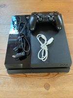 PlayStation 4 500 GB & 1 Controller & 3 Games