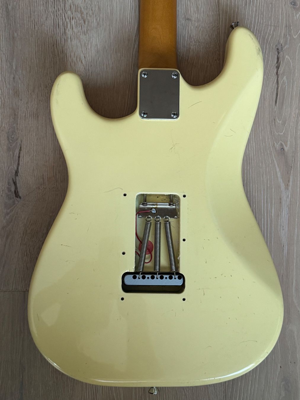 Instruments de musique: Stratocaster – D'occasion à Oberiberg par pedl3 1