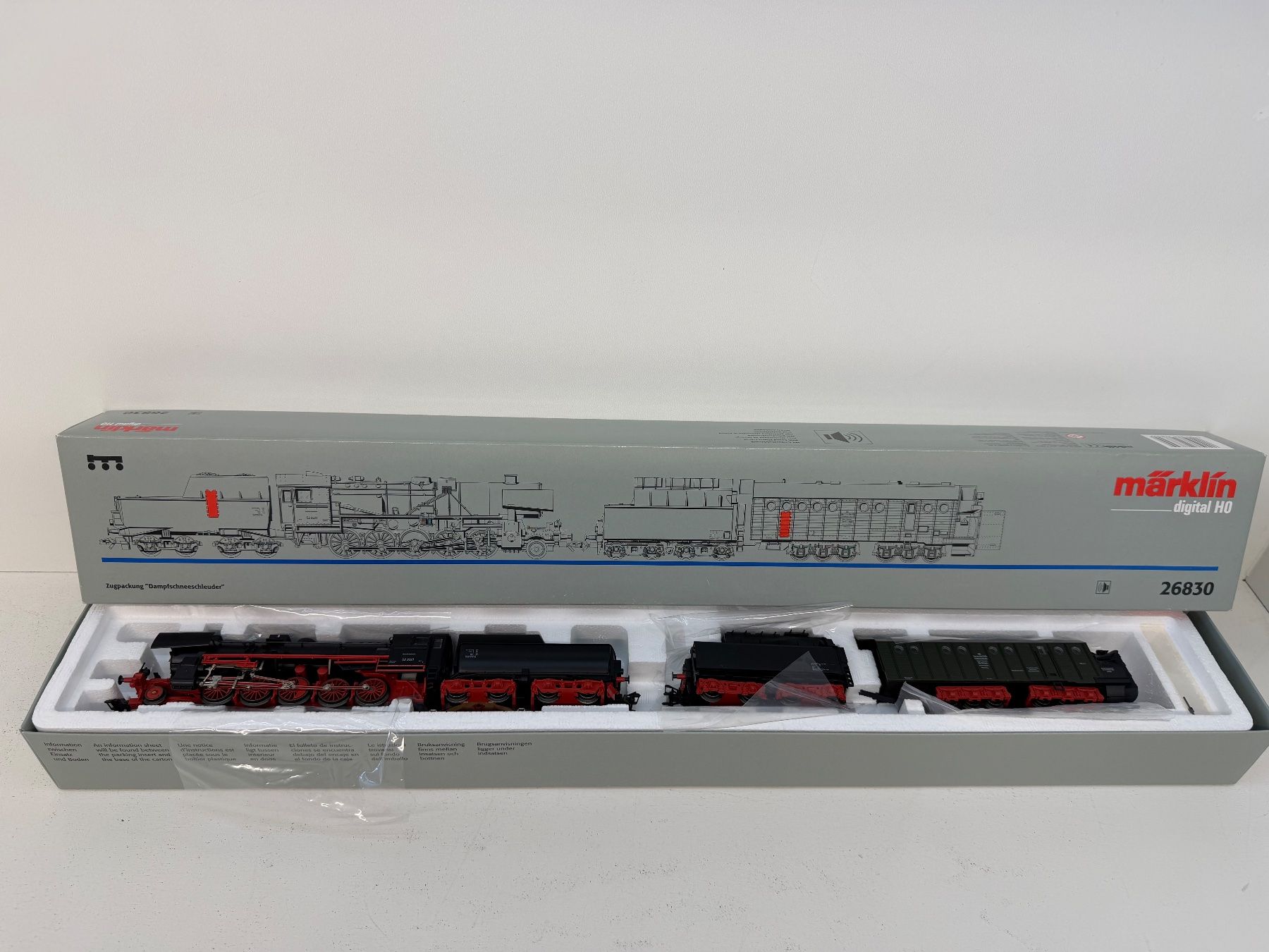 Märklin Modellini di ferrovie: Märklin Zugpackung "Dampfschneeschleuder" 26830 – Usato da Büsserach venduto da ModellbahnDepot 1