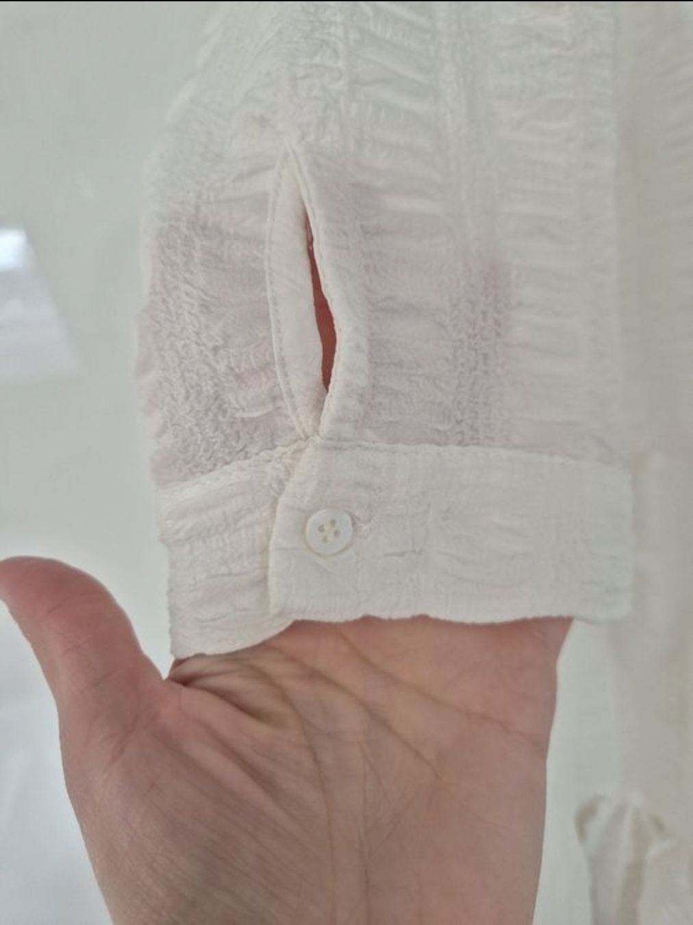 Zara Robes: Robe Zara blanche M – D'occasion à Lausanne par Cognitia 1