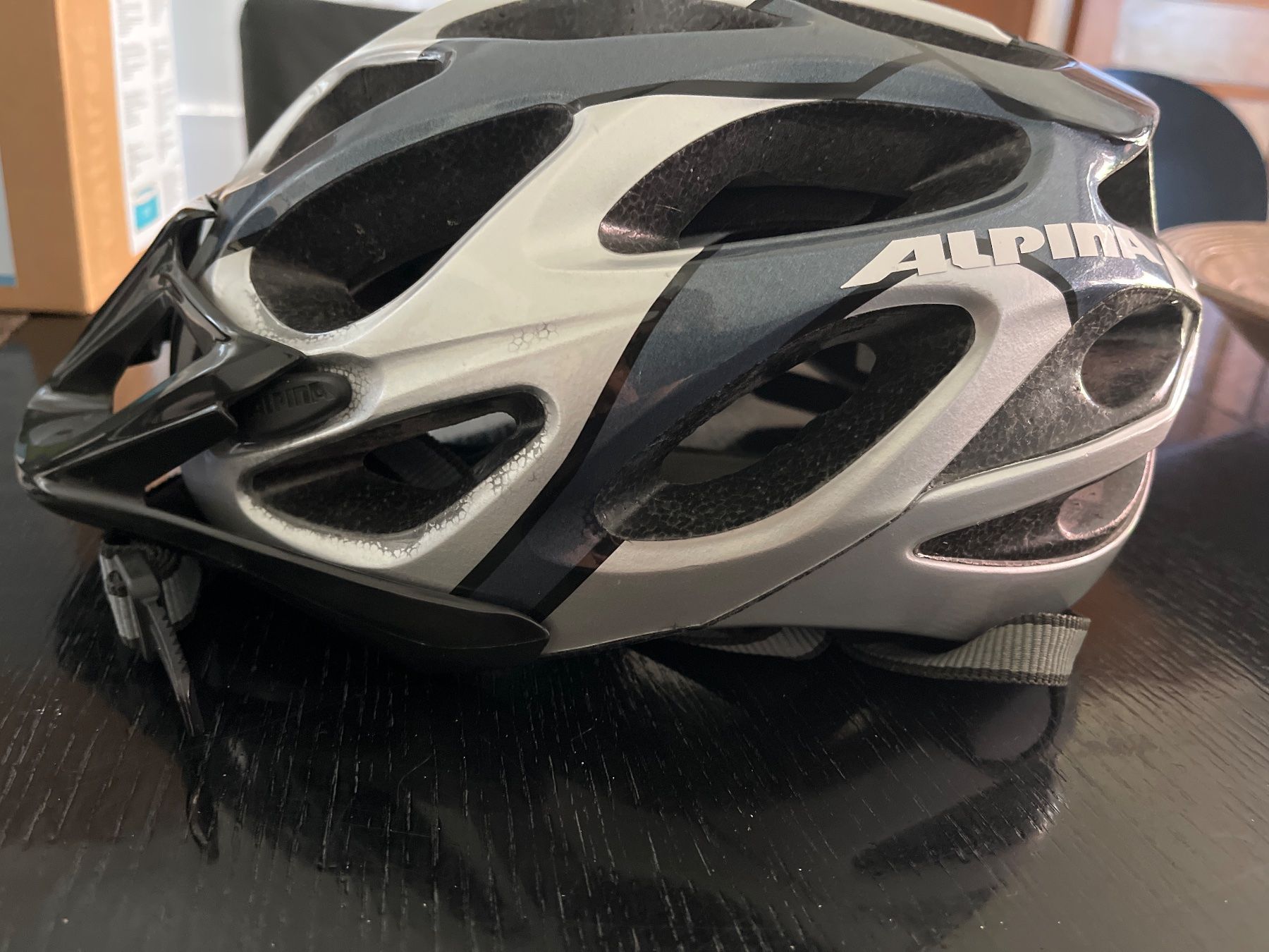 Alpina Caschi: Velohelm Alpina Mythos 57-62 cm – Usato da Spiegel b. Bern venduto da Burdicrew 4