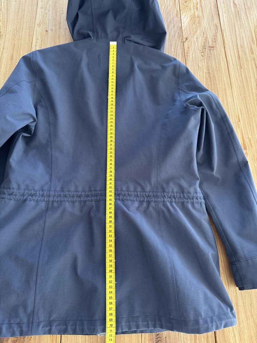 Peak Performance Giacche: Peak Performance Jacke, Gr. S Damen – Usato da Rotkreuz venduto da TR3B 4