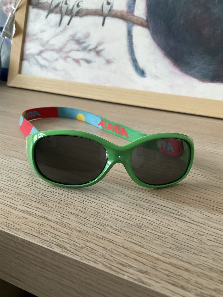 Occhiali & Lenti: Baby Sonnenbrille – Usato da Zürich venduto da TheShips