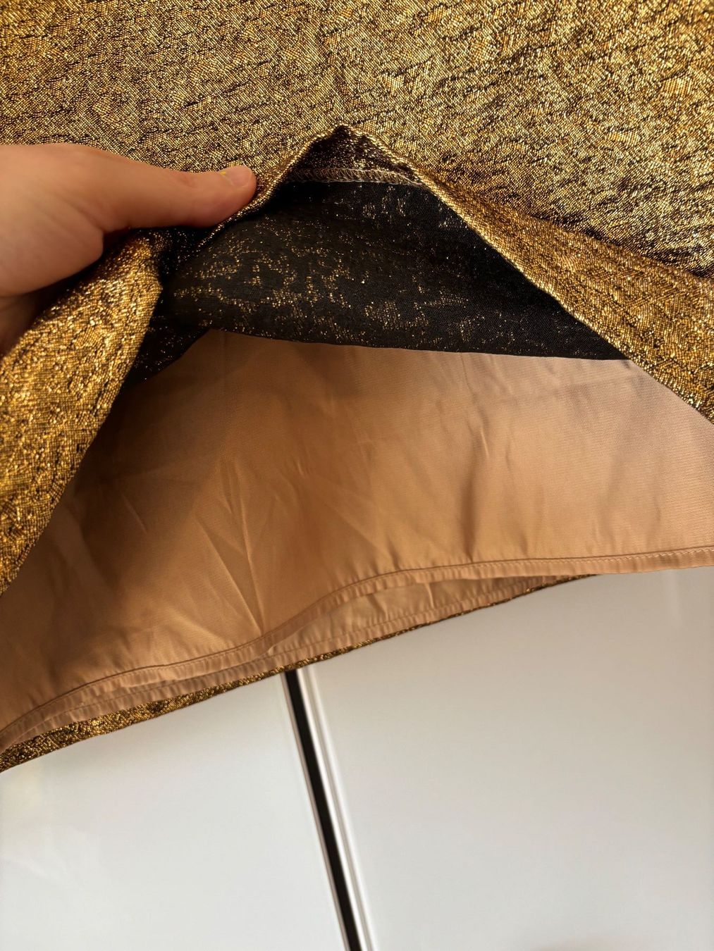H&M Tops: H&M Edition goldenes Top Gr. XS – Gebraucht aus Zürich von missmodernage 4