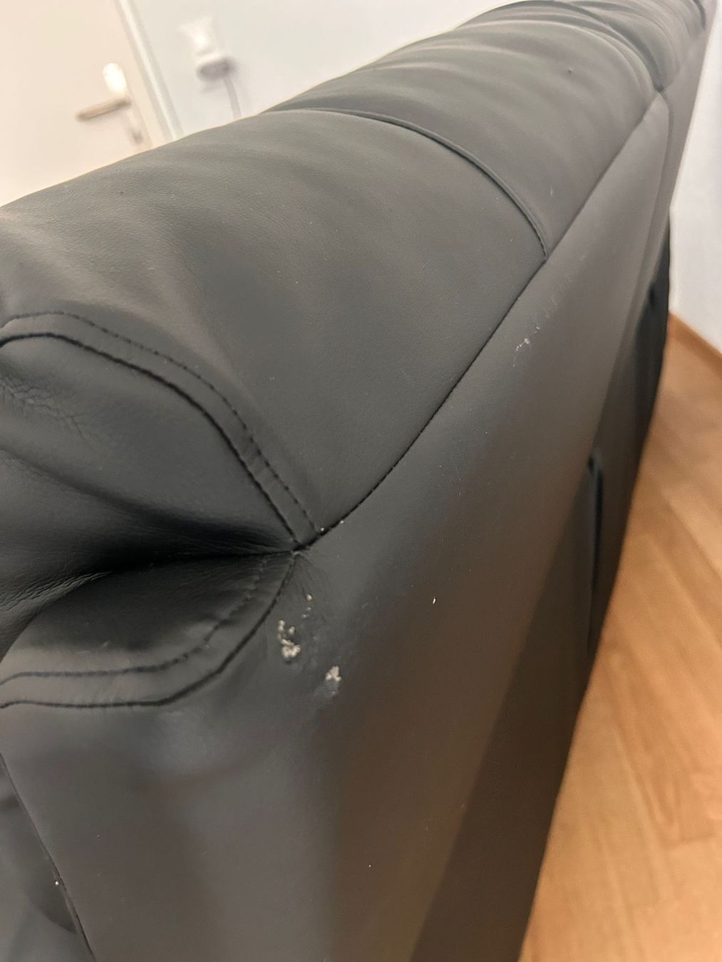 Conforama Divani: Schwarzes Sofa mit Relaxfunktion – Usato da Frasnacht venduto da jas_bn9w 3