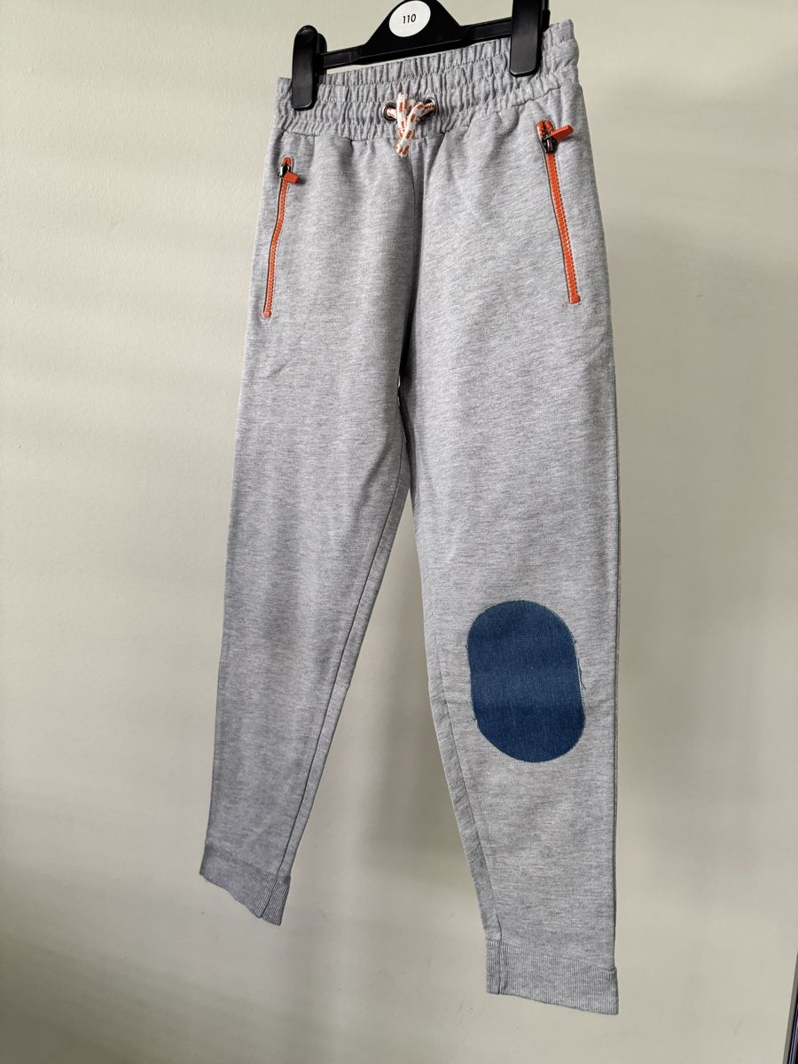 Pantaloni: Kids Trainerhose Gr 140 – Usato da Zürich venduto da AninANILOKIN