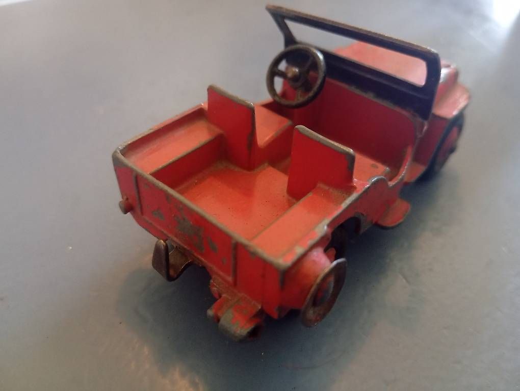 Dinky Toys Modellautos: Dinky Toys Jeep – Gebraucht aus Basel von Petergunn 1